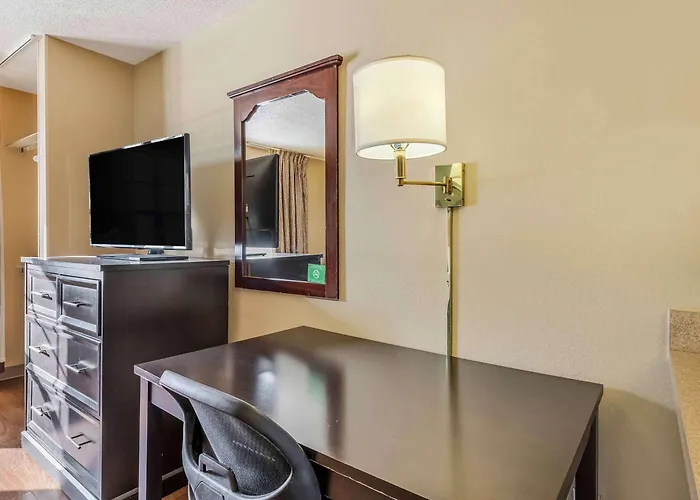 Extended Stay America Suites - Minneapolis - Maple Grove