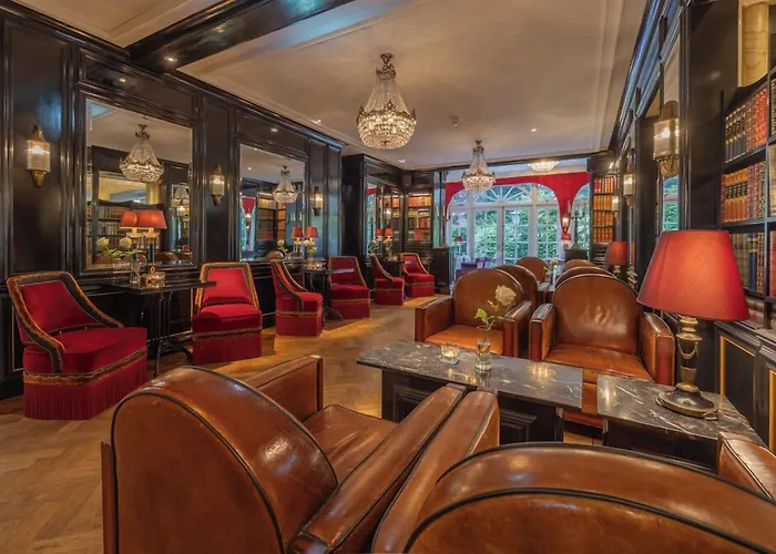 Apollofirst Boutique Hotel