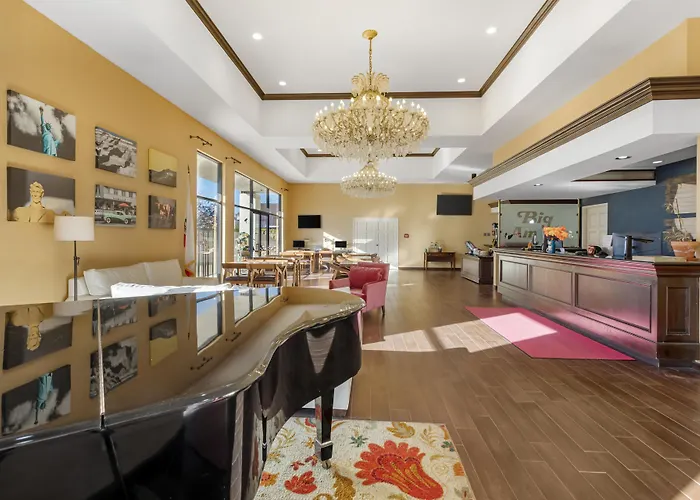 Best Western Plus Big America