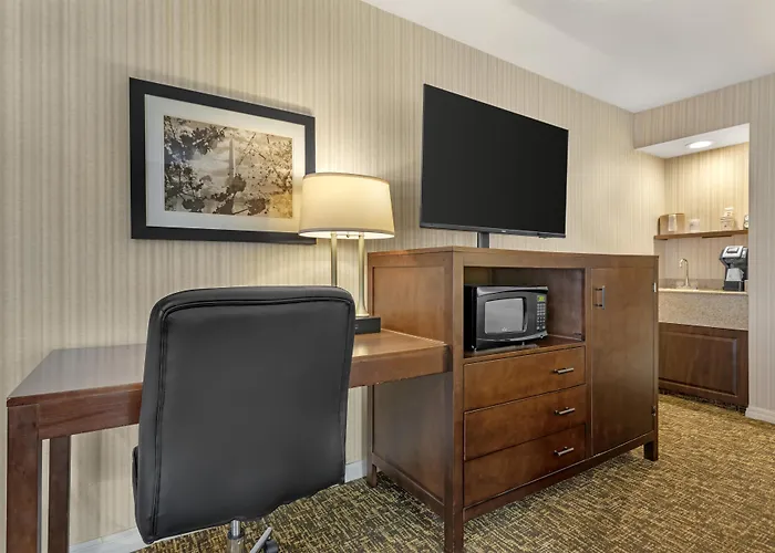Best Western Plus Big America