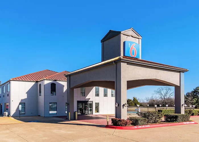 Motel 6-Ennis, Tx