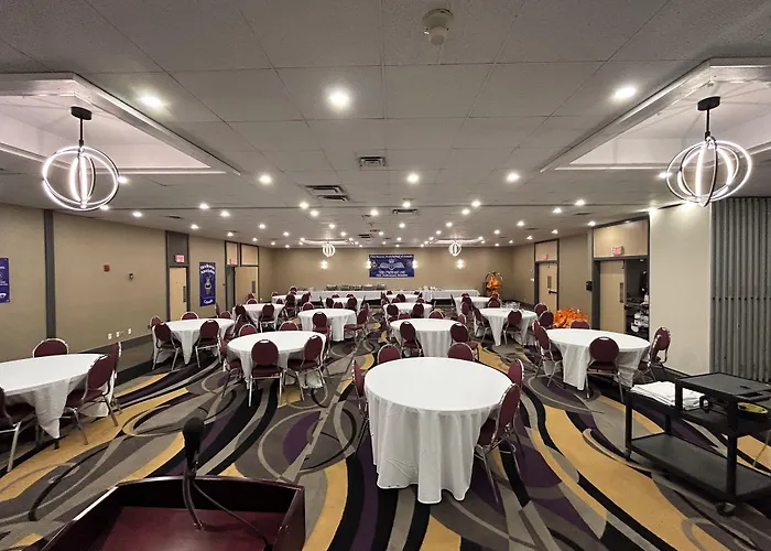 Ramada By Wyndham Trenton