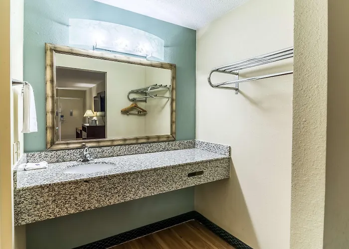 Motel 6-Kenly, Nc