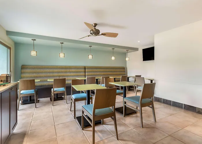 Best Western Plus Monterey Inn