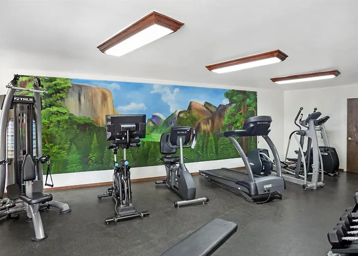 Best Western Plus Yosemite Gateway Inn