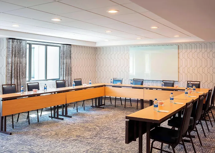 Fairfield Inn & Suites By Marriott Providence Airport Warwick