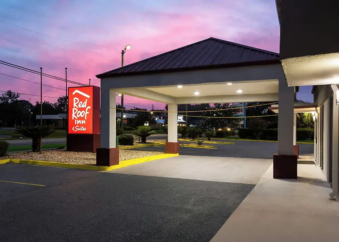 Red Roof Inn & Suites Statesboro - University