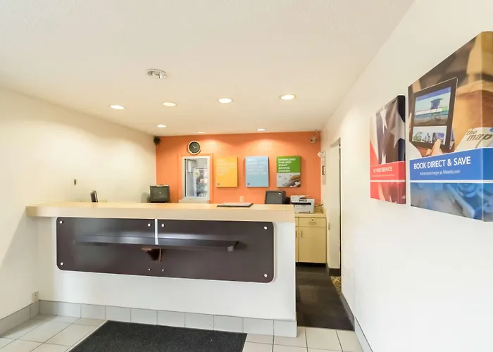 Motel 6-Crawfordsville, In