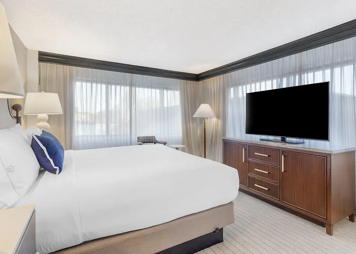 Omni Charlottesville Hotel