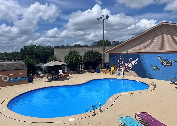 Clarion Pointe