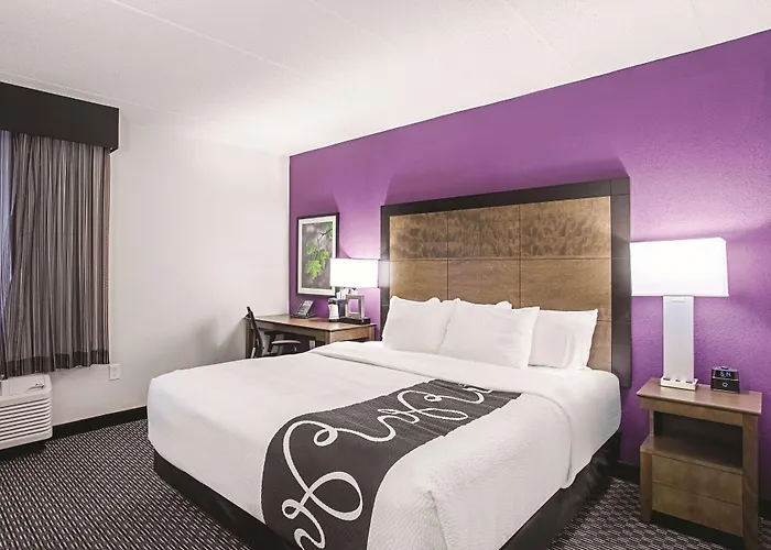 La Quinta By Wyndham Baltimore N / White Marsh