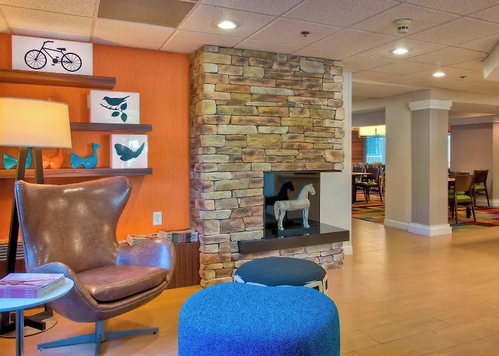 Fairfield Inn & Suites Raleigh Crabtree Valley