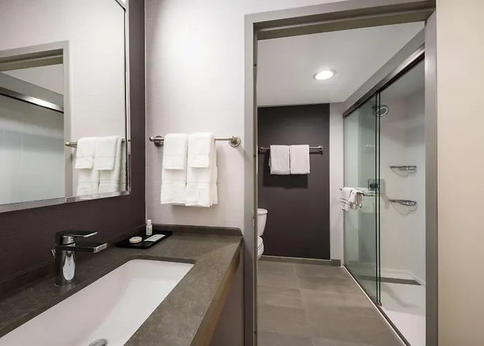 Sonesta Select San Jose Airport