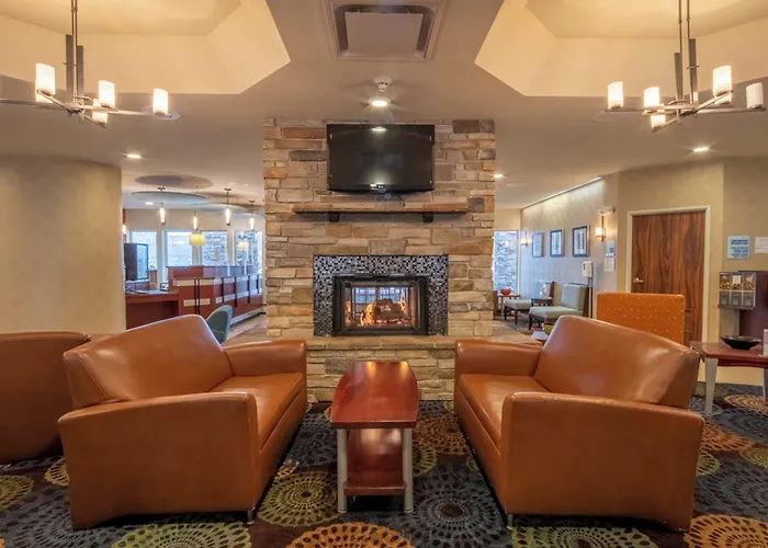 Holiday Inn Express Hotel & Suites Pittsburgh Airport By Ihg