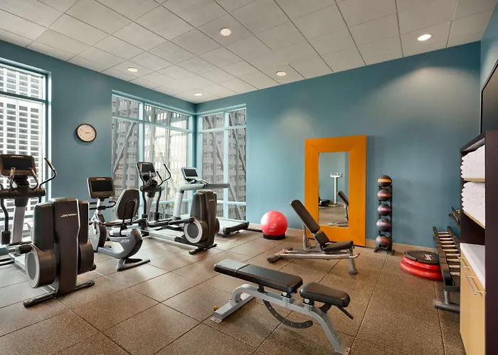 Hilton Chicago Magnificent Mile Suites