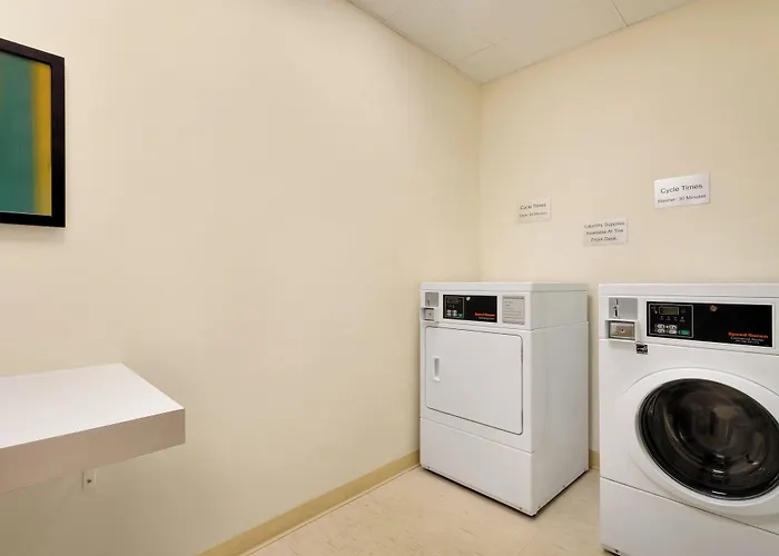 Fairfield Inn & Suites Minneapolis Bloomington/Mall Of America