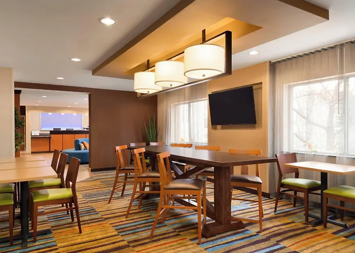 Fairfield Inn & Suites Minneapolis Bloomington/Mall Of America