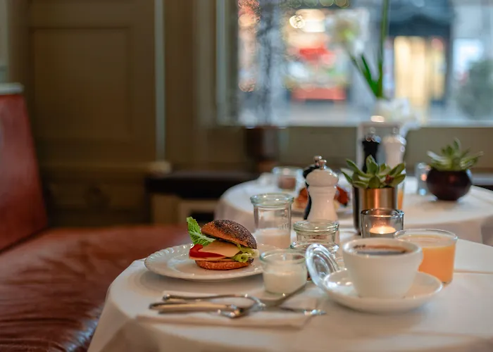 Elite Hotel Savoy