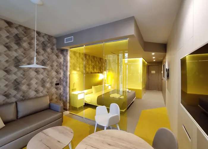 Hotel Macia Sevilla Kubb