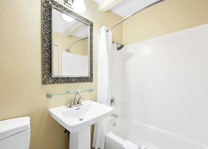 Best Western Coach House