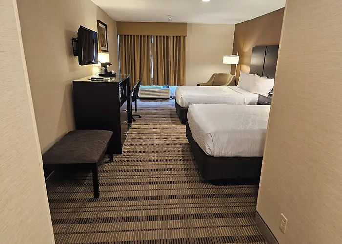 Best Western Pasadena Royale Inn & Suites