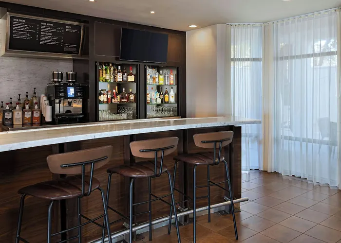 Courtyard By Marriott Laredo
