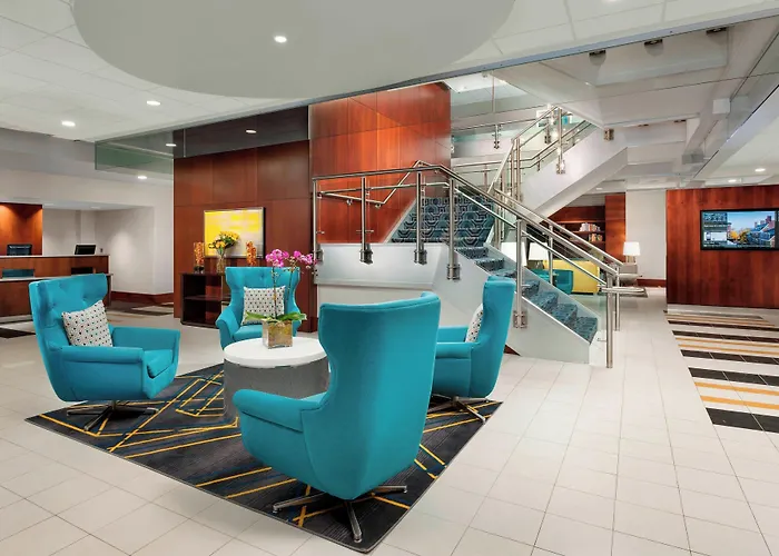 Courtyard By Marriott Boston Cambridge