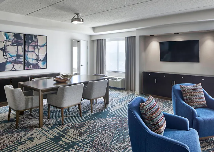 Delta Hotels By Marriott Toledo