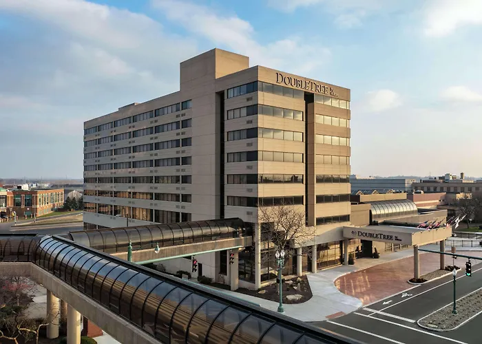 Doubletree By Hilton Canton Downtown