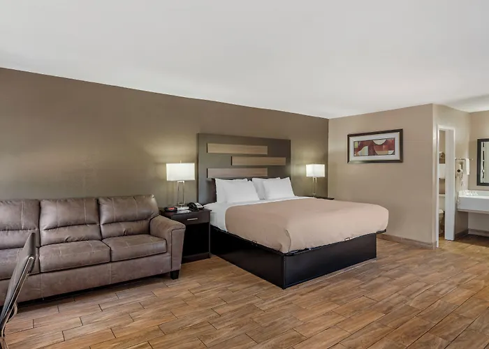 Quality Inn & Suites New Boston - Texarkana West