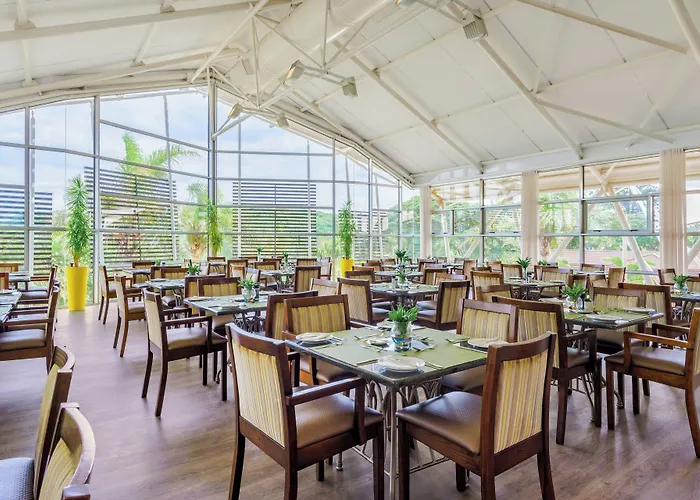 Protea Hotel By Marriott Karridene Beach