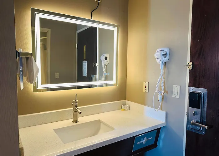 Days Inn By Wyndham Seatac Airport