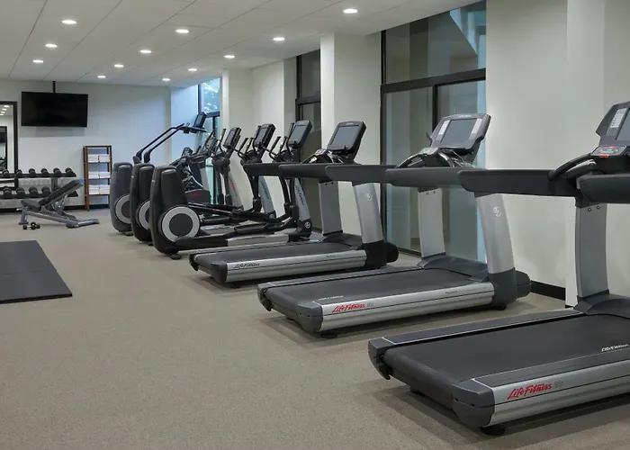Four Points By Sheraton Toronto Airport