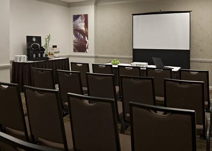 Delta Hotels By Marriott Winnipeg