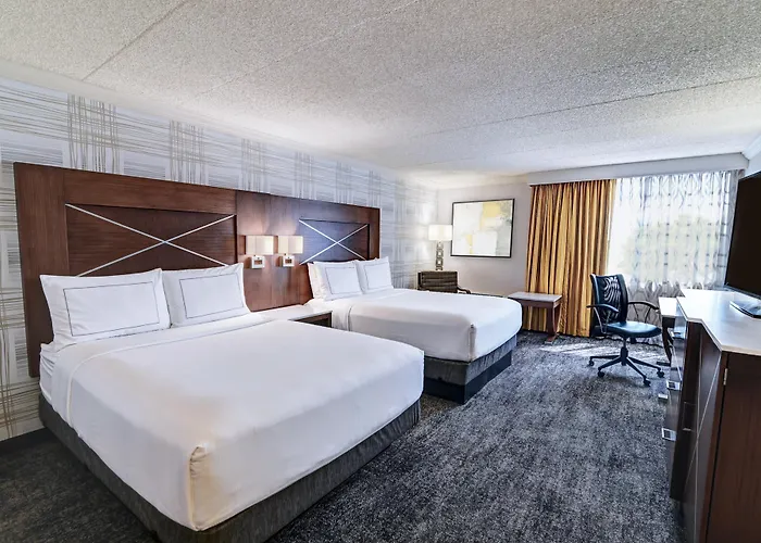 Doubletree By Hilton Madison Downtown