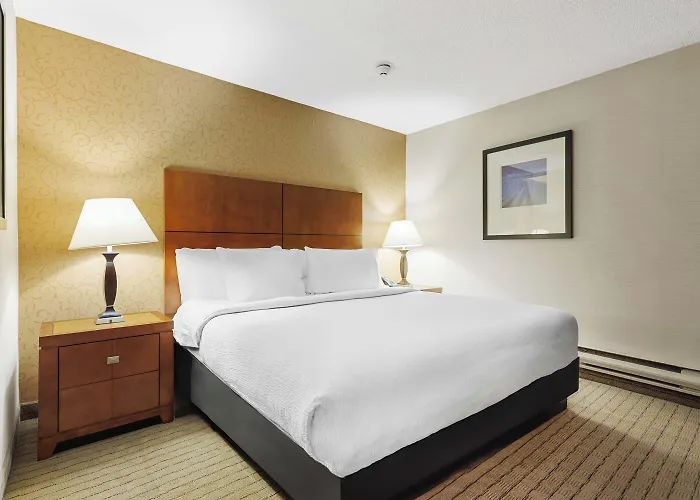 Sandman Hotel & Suites London Downtown