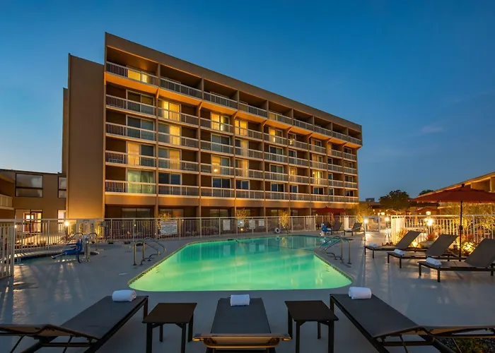 Holiday Inn Oxnard - Ventura By Ihg