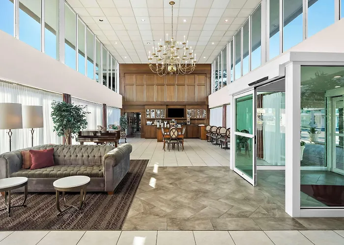 Brandywine Valley Inn Surestay Plus By Best Western
