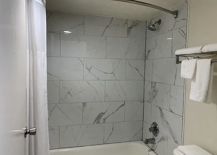 Days Inn By Wyndham Cave City