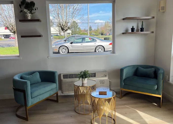 Americas Best Value Inn & Suites-Forest Grove/Hillsboro