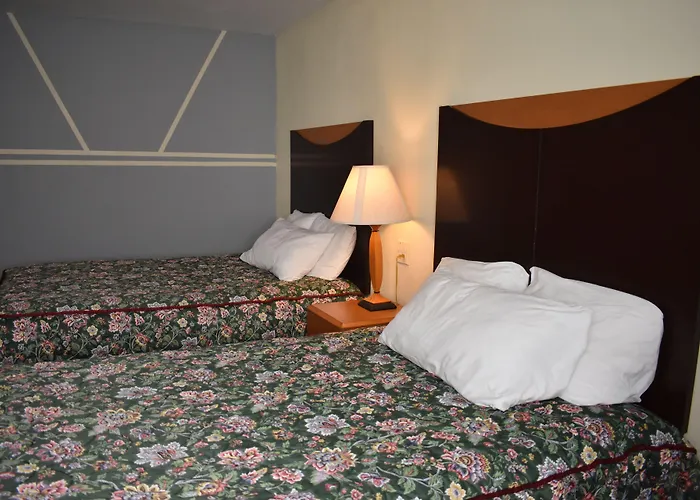 East Norwich Inn