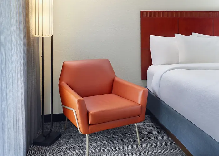 Courtyard By Marriott Charlottesville
