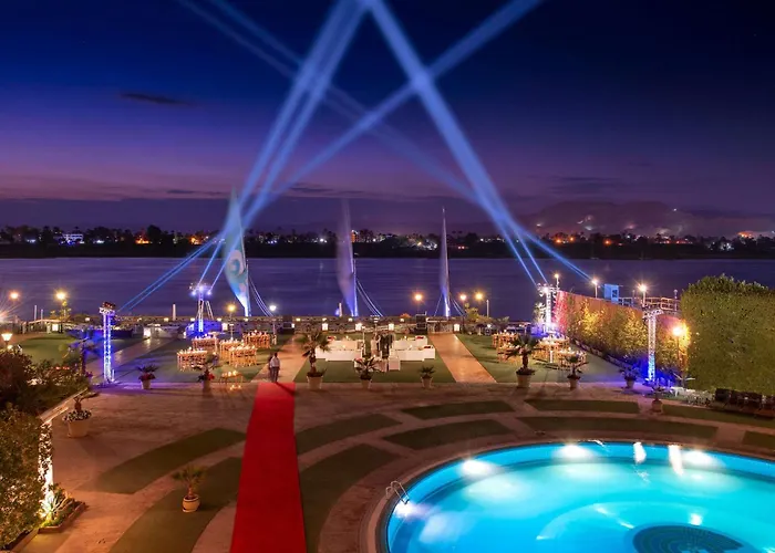 Sonesta St. George Hotel - Convention Center