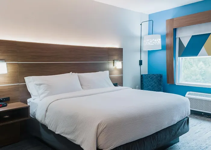 Holiday Inn Express Hotel & Suites Lagrange I-85 By Ihg
