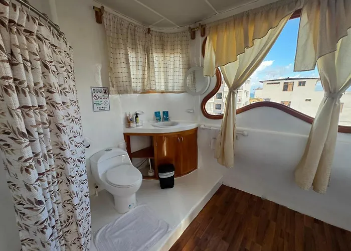 Hostal Casa Edén