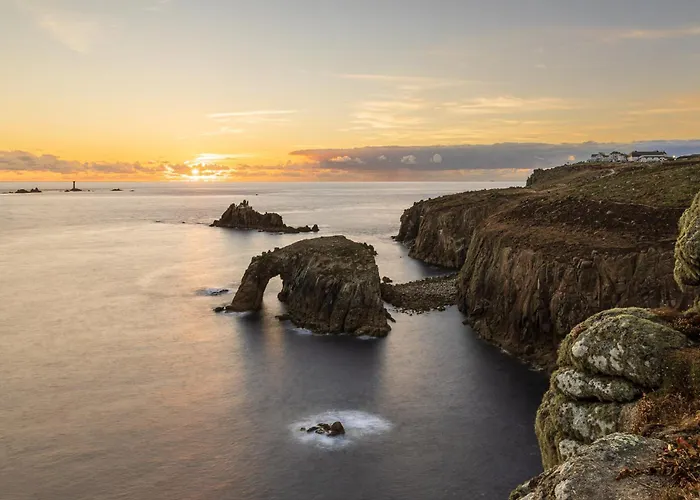 The Land'S End Hotel
