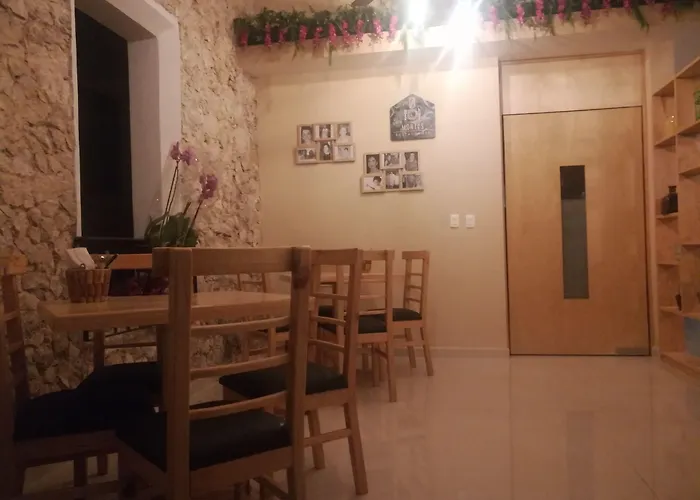 Hotel Virreyes