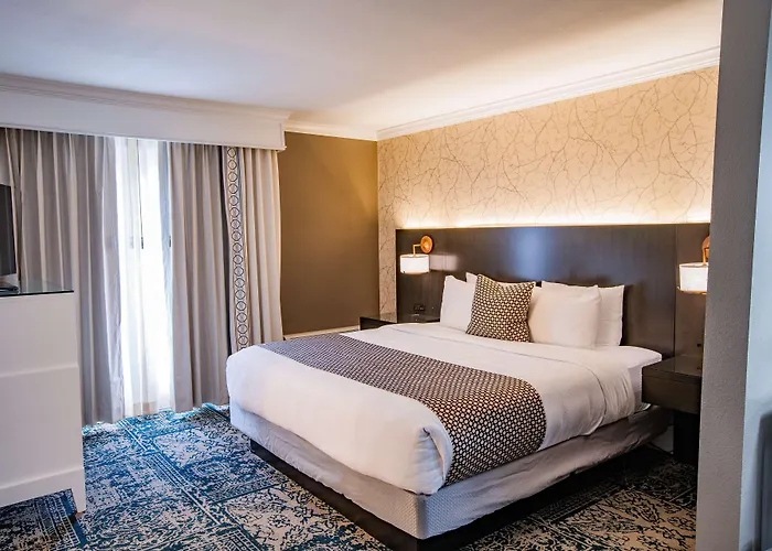 The Burgundy Hotel, Tapestry Collection By Hilton