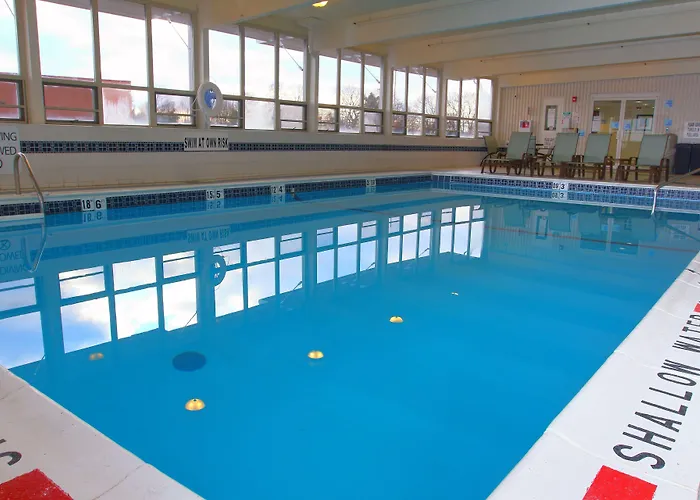 Holiday Inn Express Pittsburgh West - Greentree, An Ihg Hotel