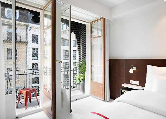 Ruby Claire Hotel Geneva By Ihg